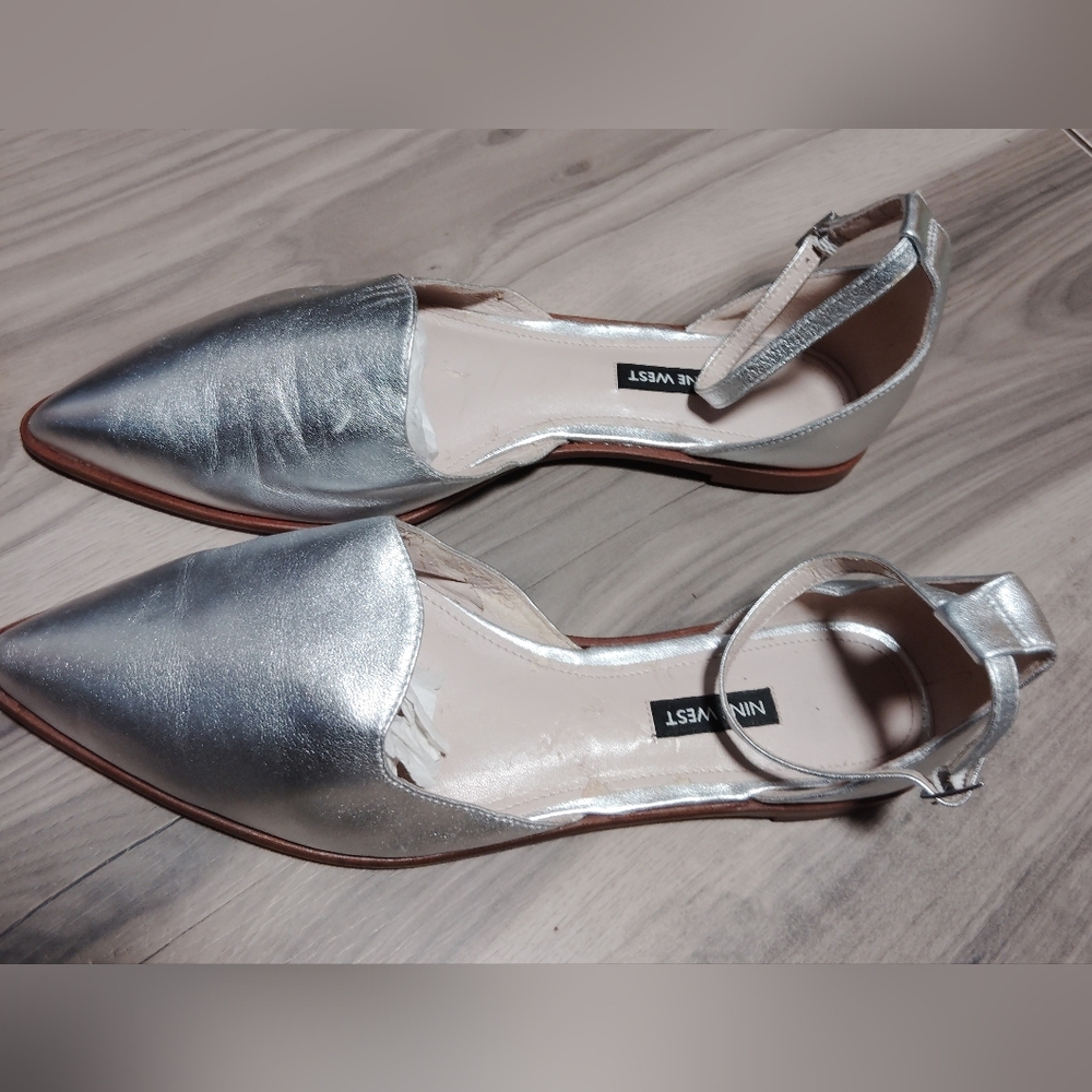 Nine West Oriona Pointed Toe Ankle Strap Slide Flats Sz- 10 1/2 - Picture 2 of 8